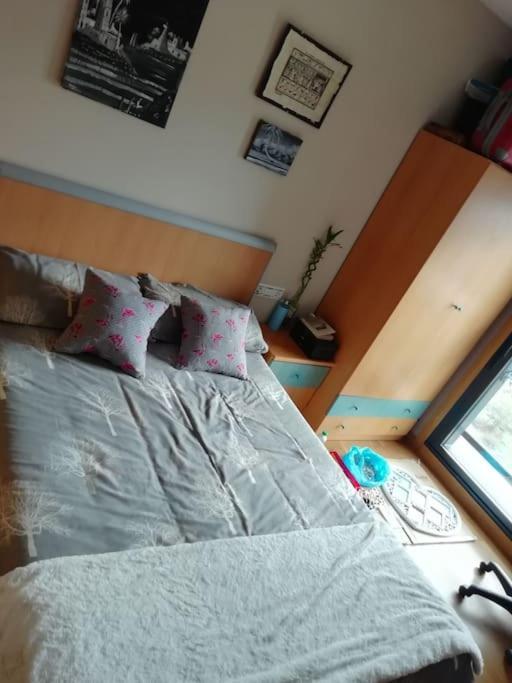 Habitacion En Piso Compartido Cerca De Playa De Samil Vigo Kültér fotó