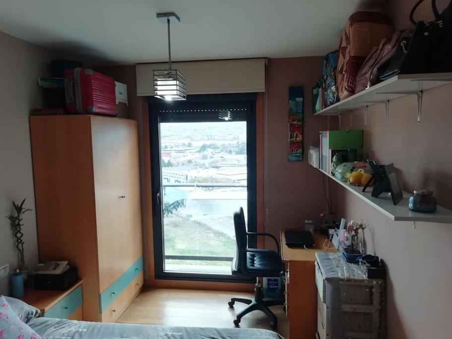 Habitacion En Piso Compartido Cerca De Playa De Samil Vigo Kültér fotó